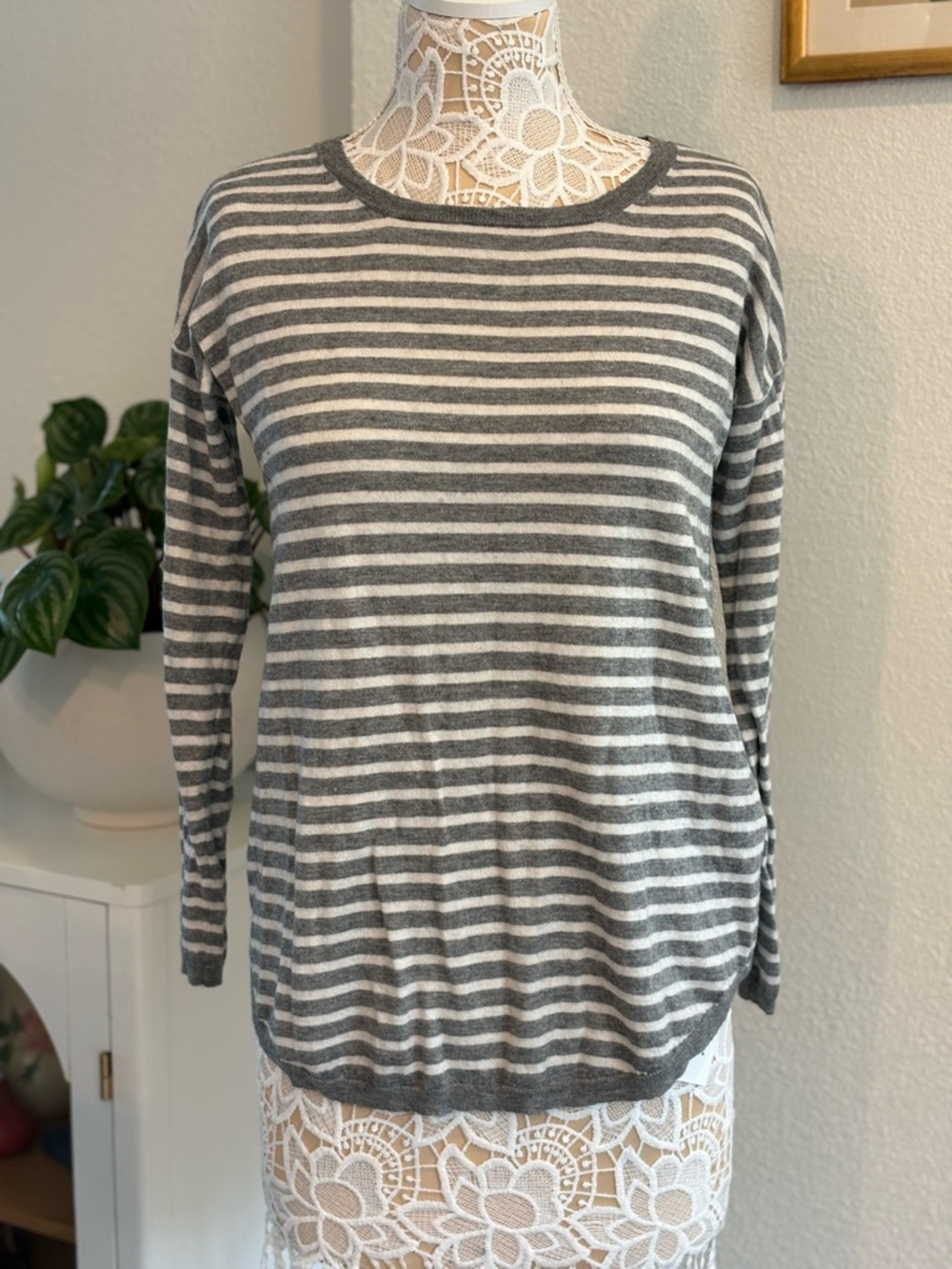 Joie Cashmere Wool Blend Striped Long Sleeve Sweater